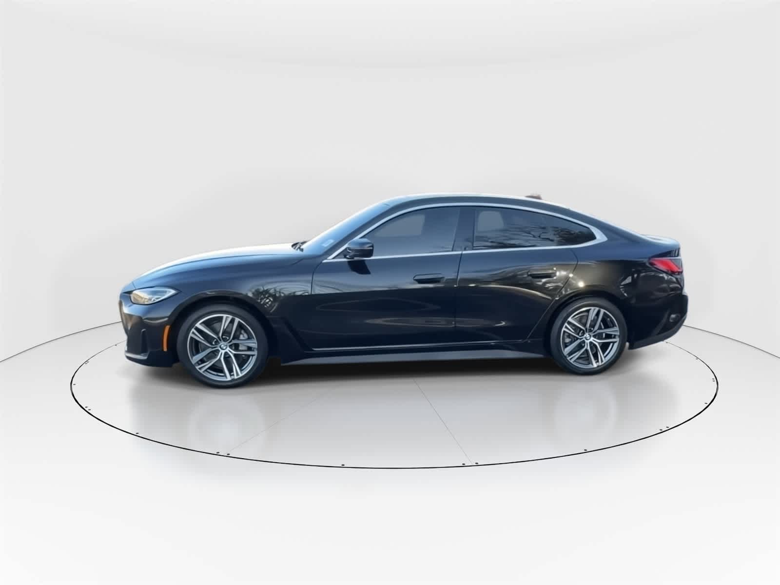 Thumbnail: 2022 BMW 4 Series - 6