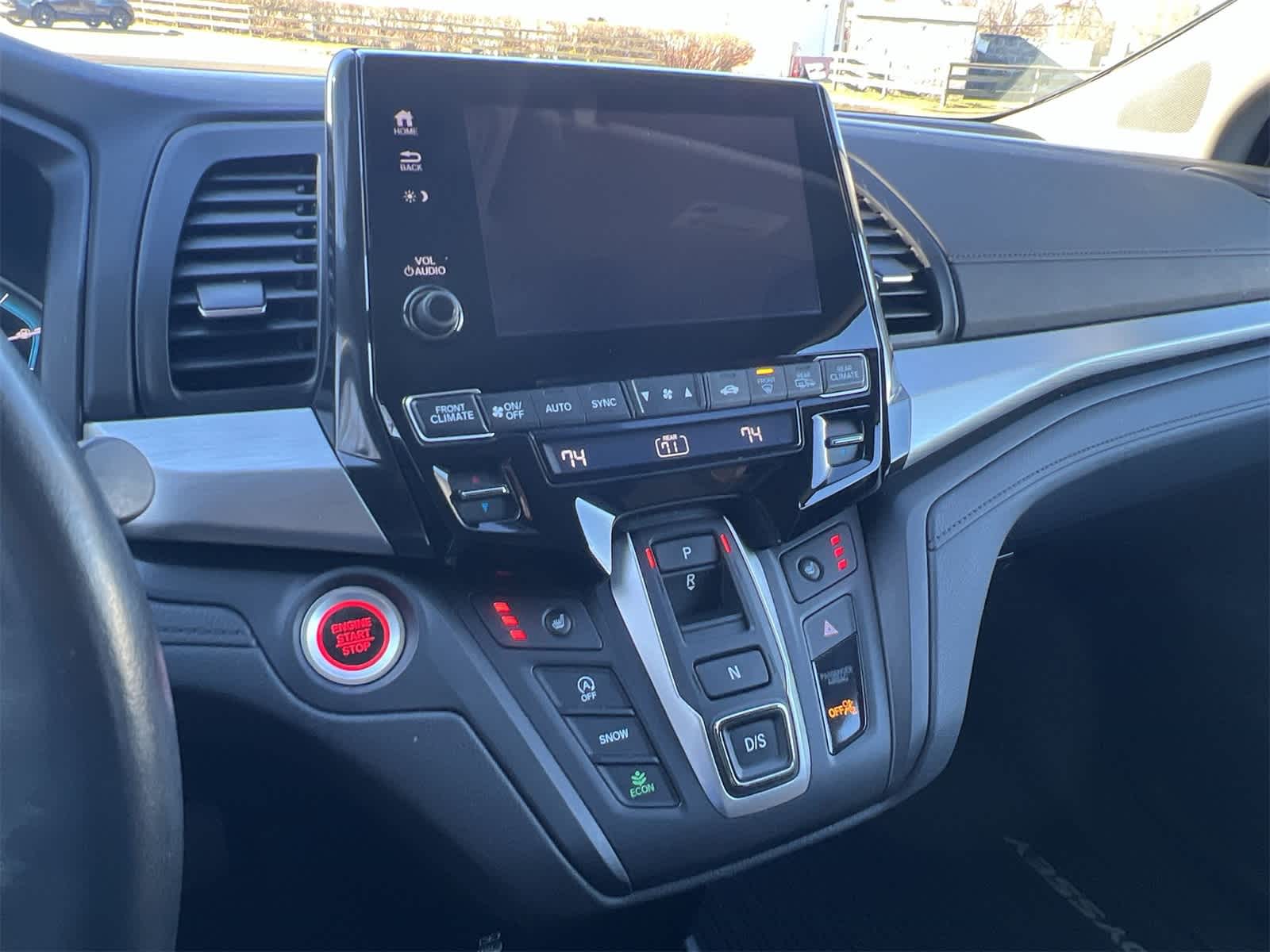 Thumbnail: 2021 Honda Odyssey - 24