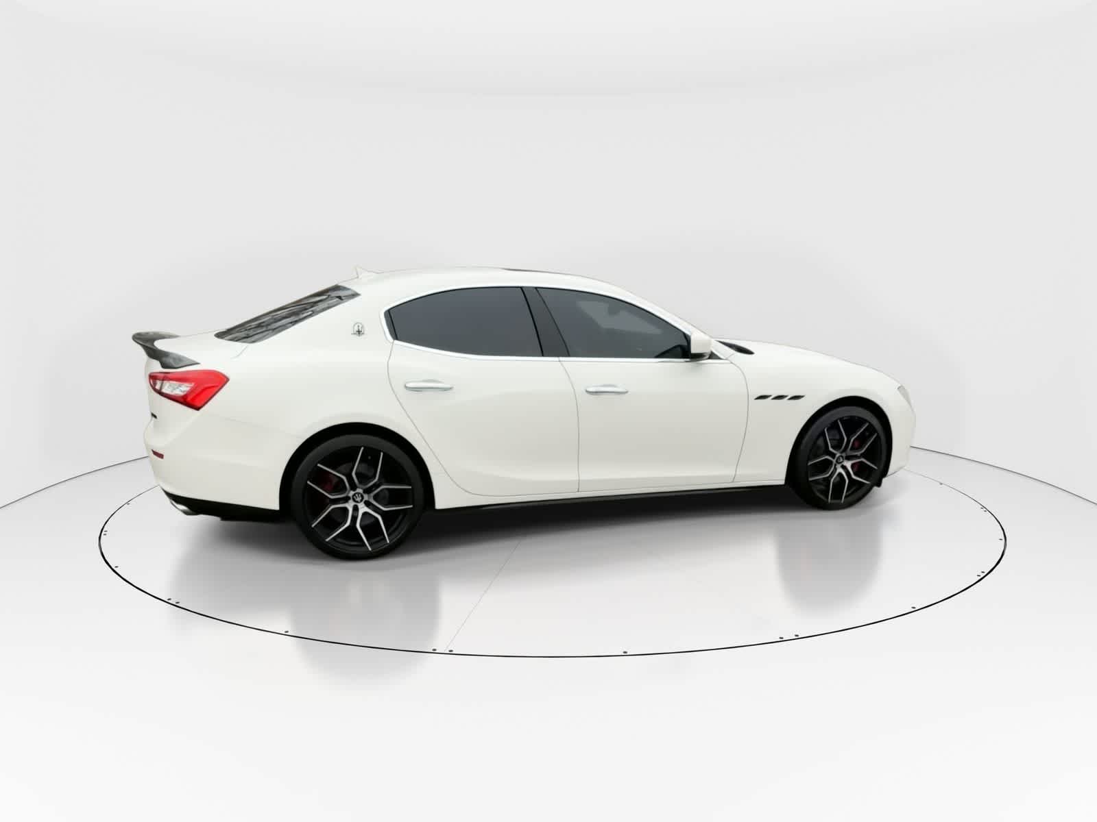 Thumbnail: 2015 Maserati Ghibli - 8