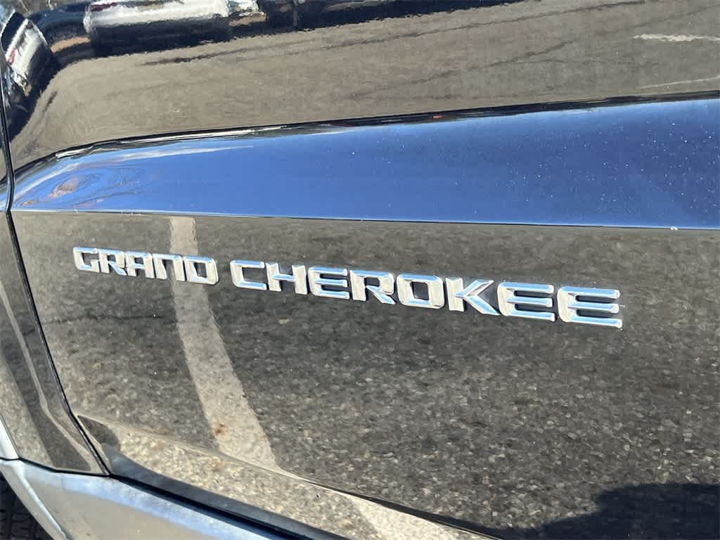 Thumbnail: 2014 Jeep Grand Cherokee - 15