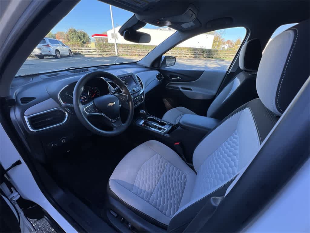 Thumbnail: 2021 Chevrolet Equinox - 10