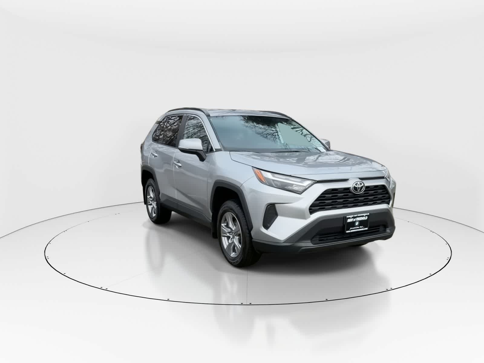 Thumbnail: 2022 Toyota RAV4 - 3