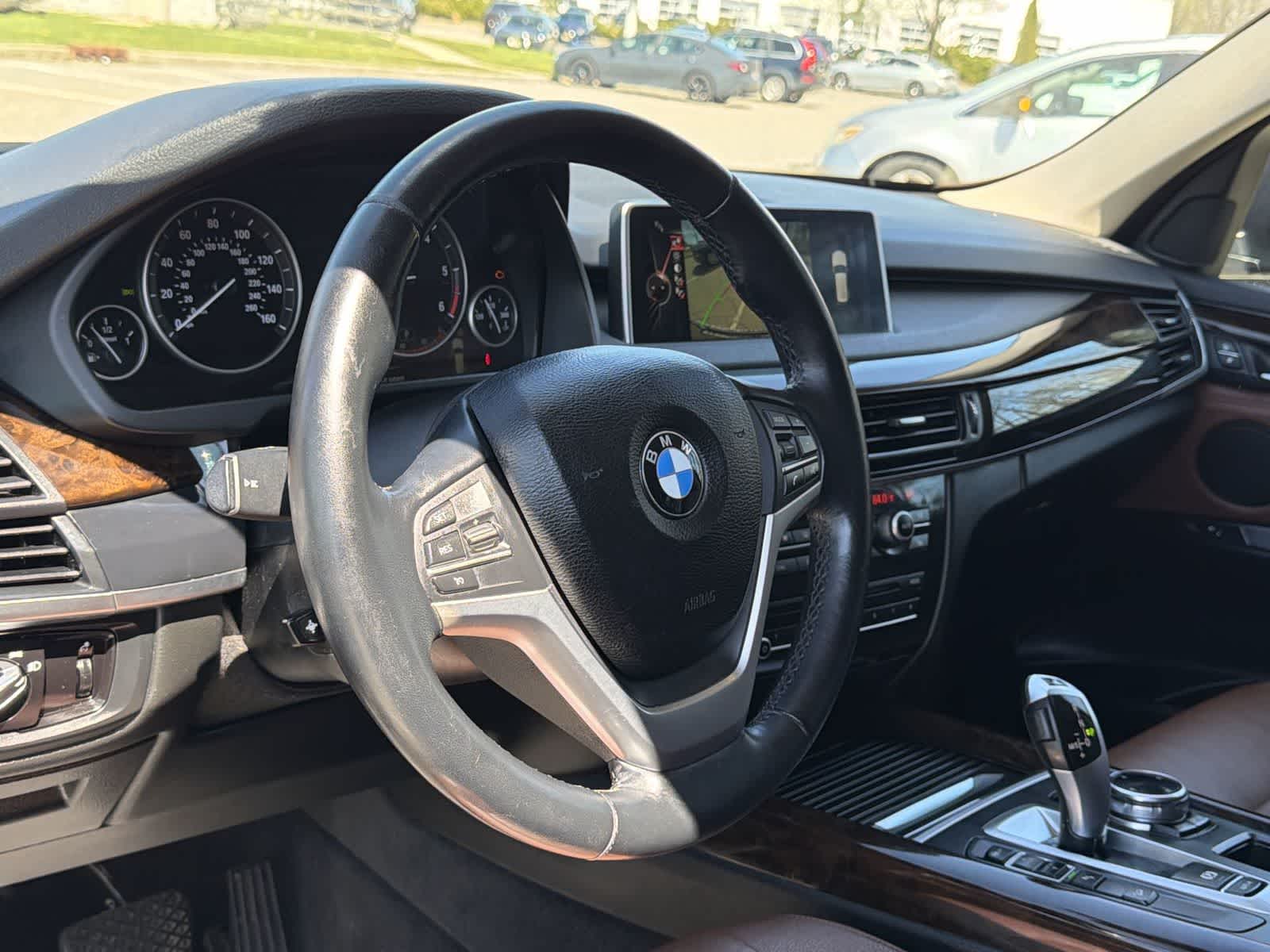 Thumbnail: 2015 BMW X5 - 23