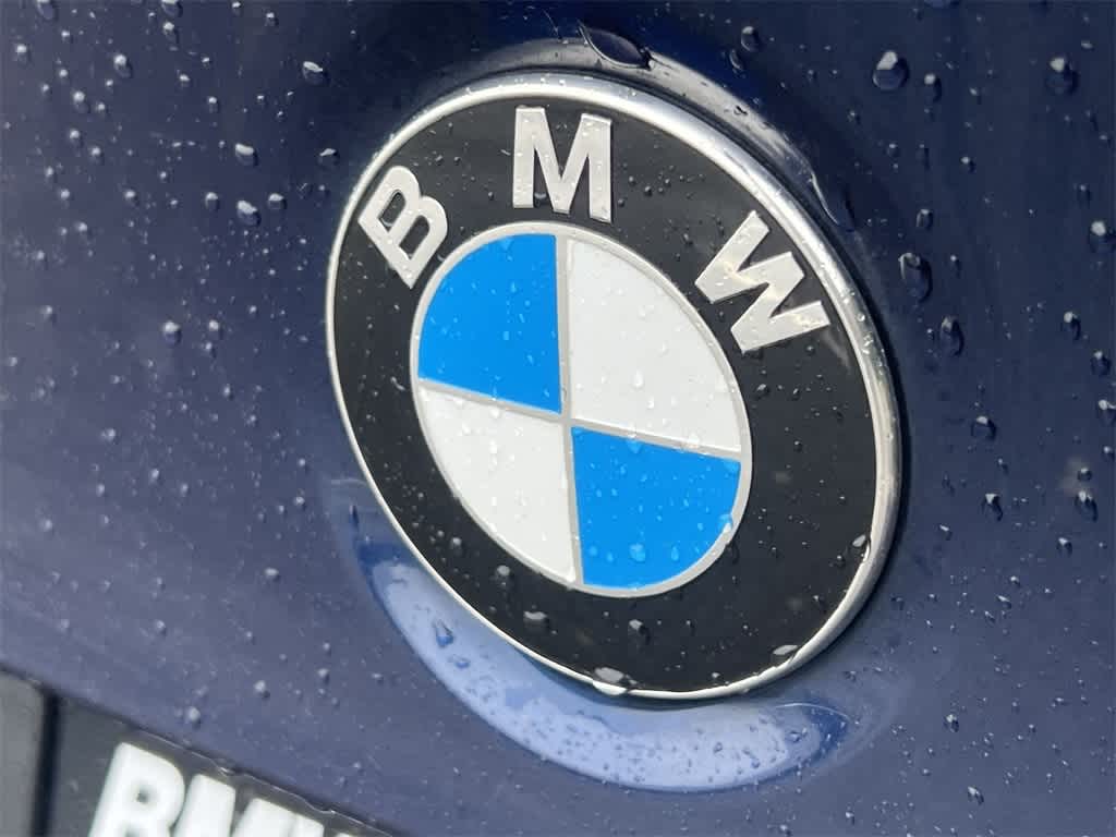 Thumbnail: 2011 BMW 3 Series - 15