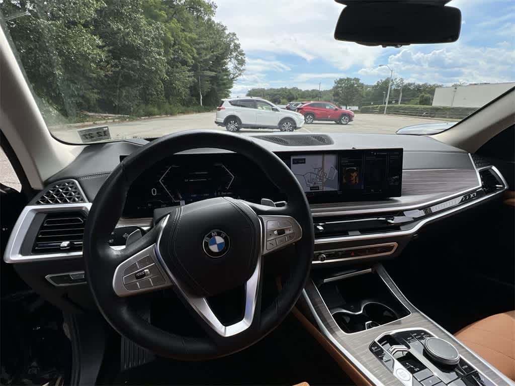 Thumbnail: 2023 BMW X7 - 18