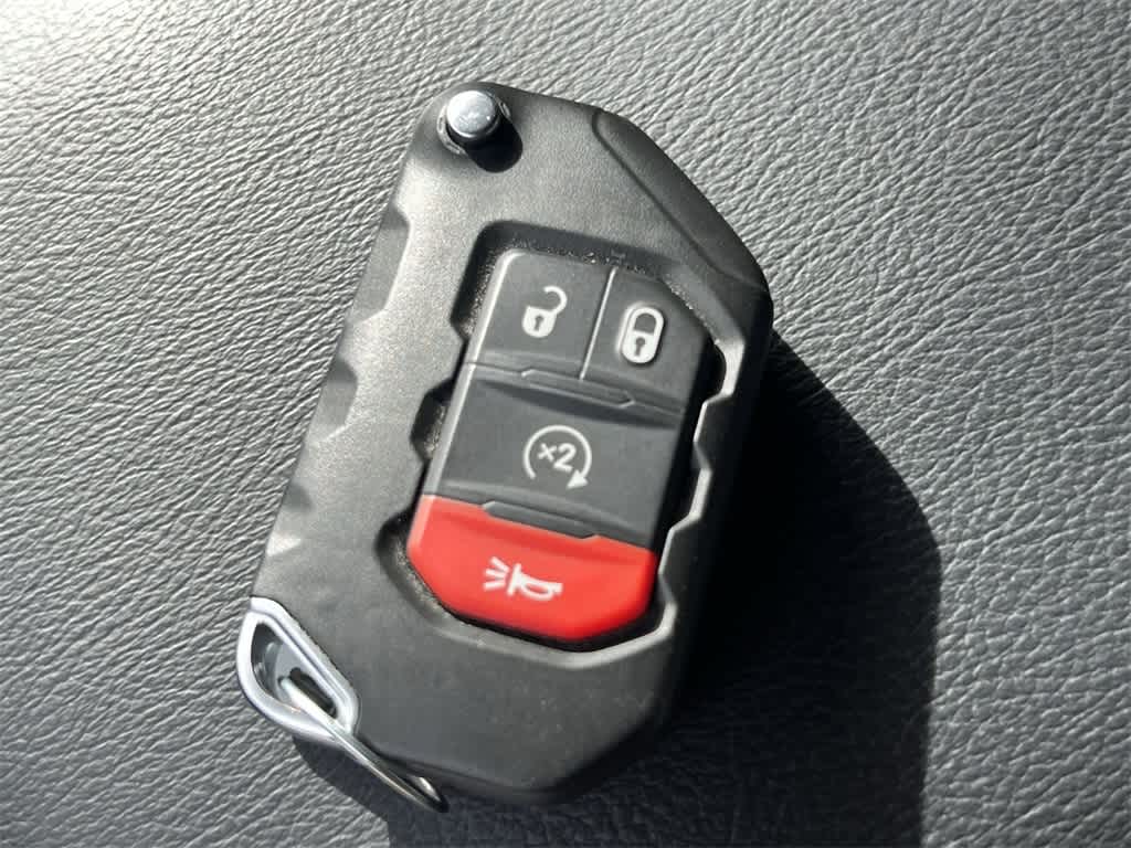 Thumbnail: 2024 Jeep Wrangler - 28