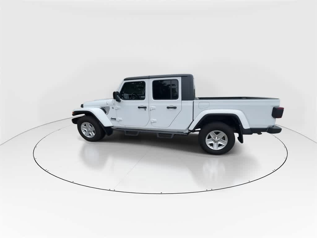Thumbnail: 2021 Jeep Gladiator - 5