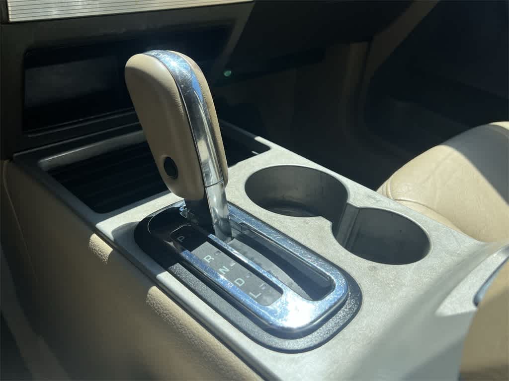Thumbnail: 2007 Ford Edge - 24