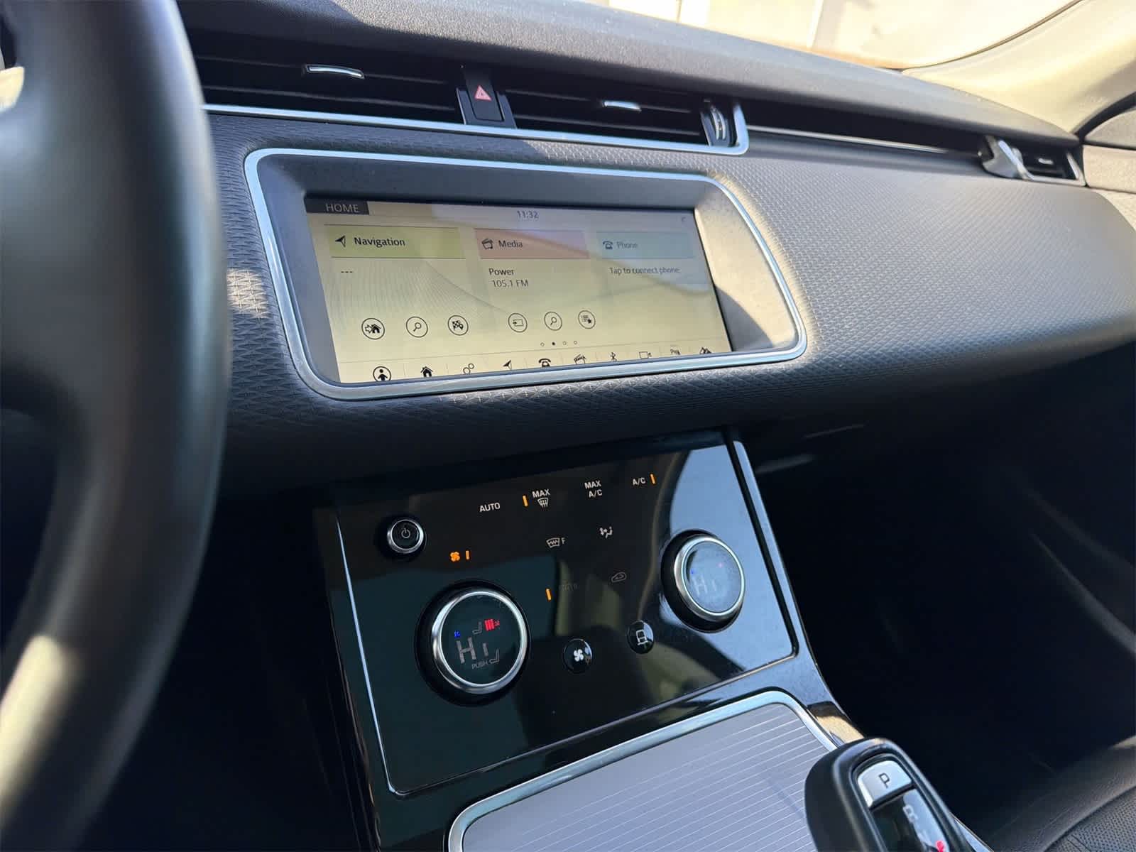 Thumbnail: 2020 Land Rover Range Rover Evoque - 24