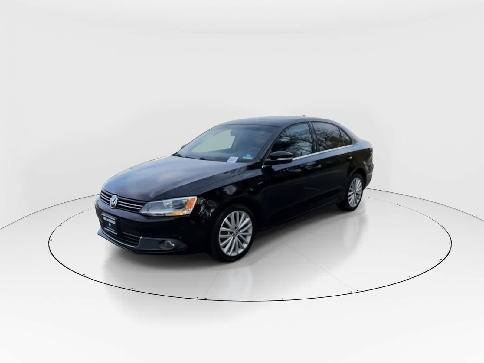 Thumbnail: 2013 Volkswagen Jetta - 4