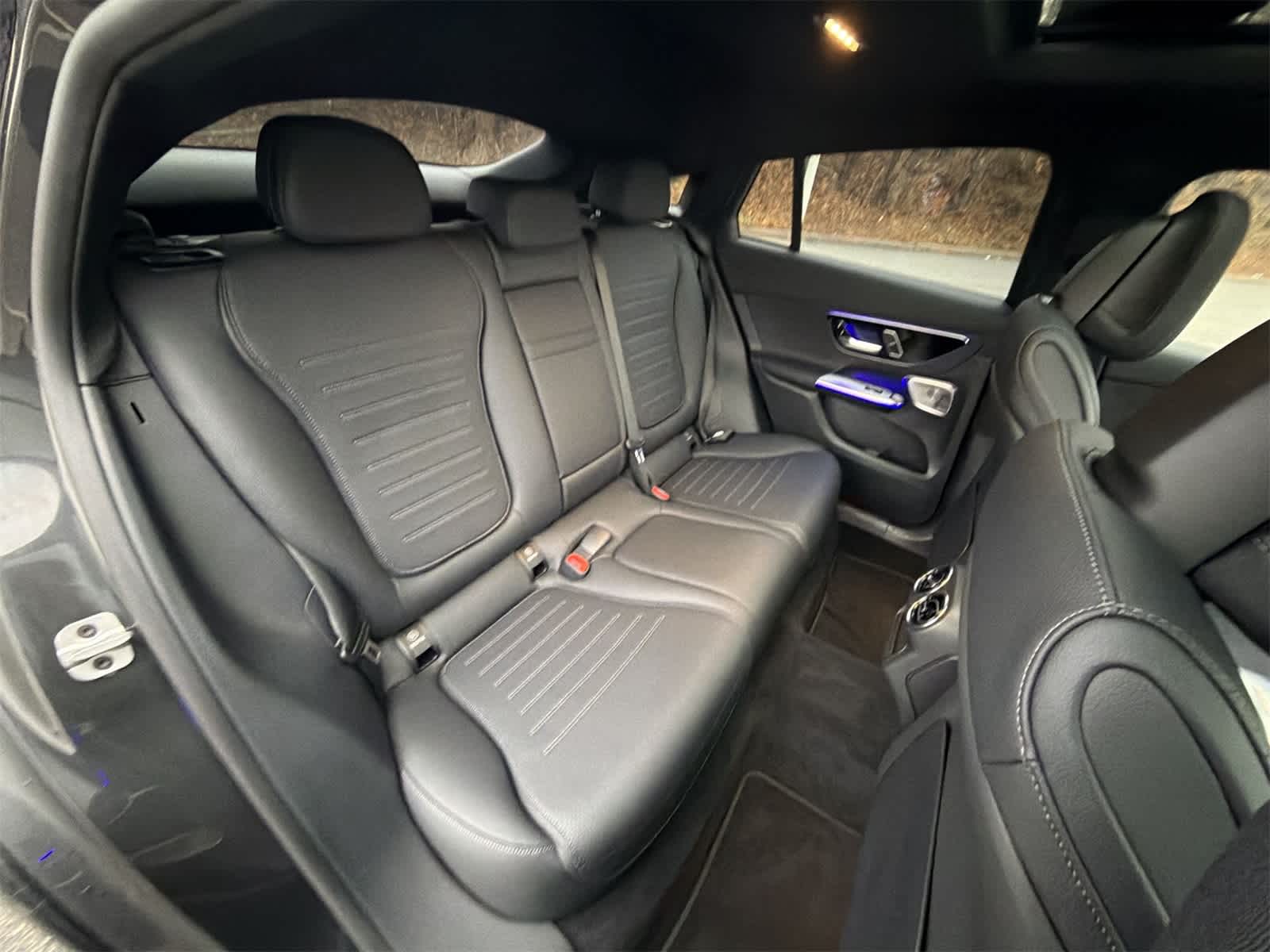 Thumbnail: 2025 Mercedes-Benz GLC - 21