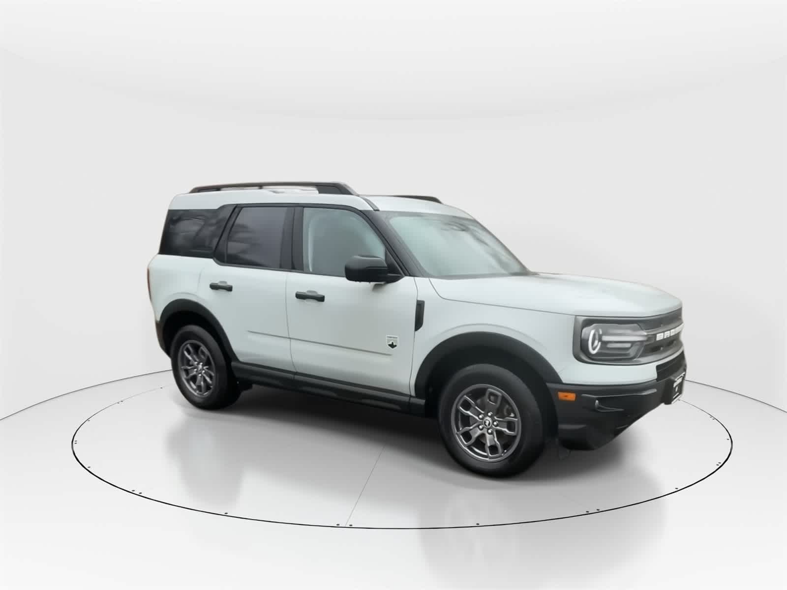 Thumbnail: 2022 Ford Bronco Sport - 3