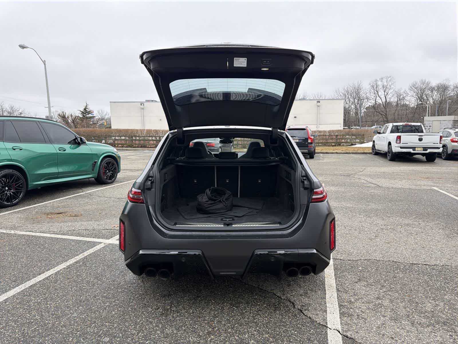 Thumbnail: 2026 BMW M5 - 27