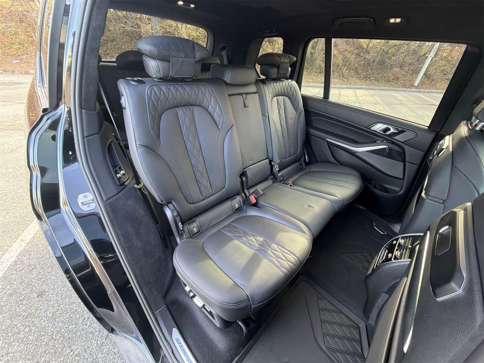 Thumbnail: 2024 BMW X7 - 21