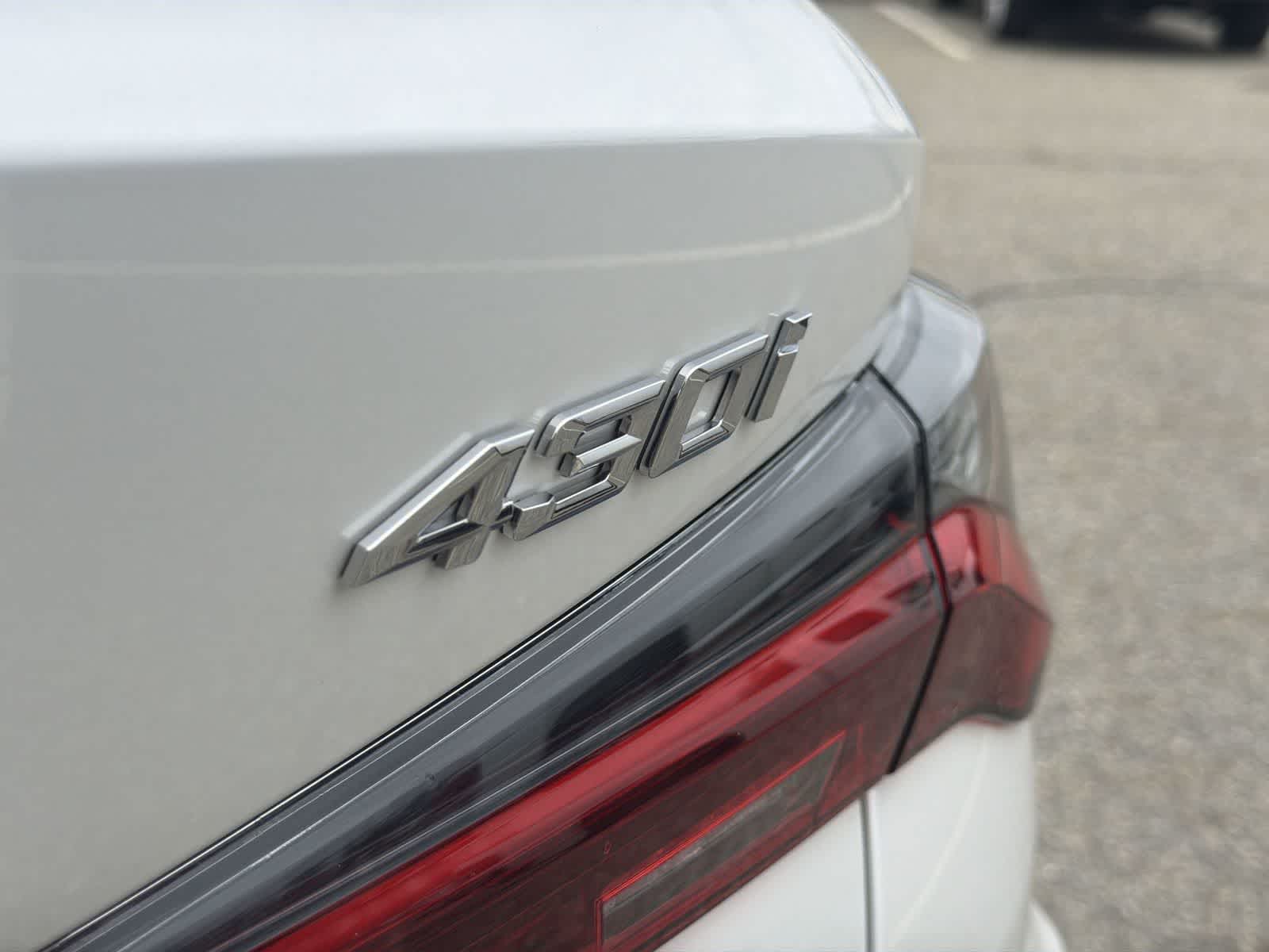 Thumbnail: 2026 BMW 4 Series - 15