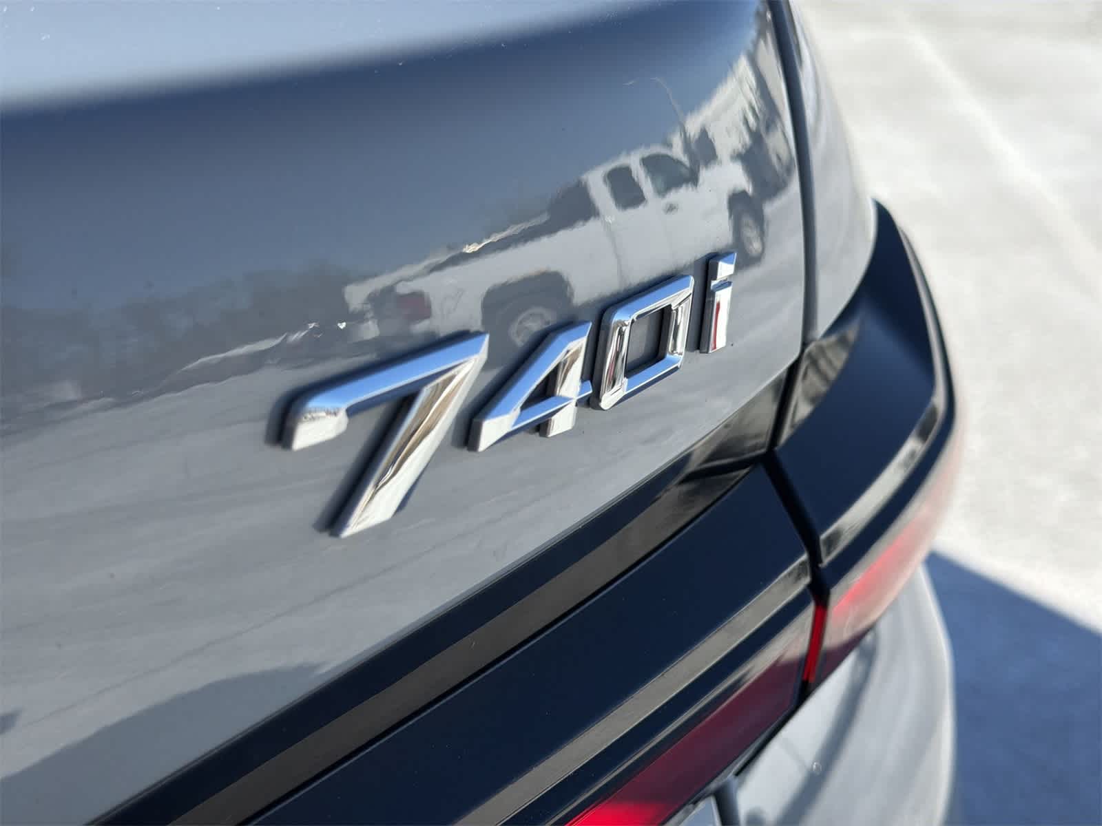 Thumbnail: 2023 BMW 7 Series - 15