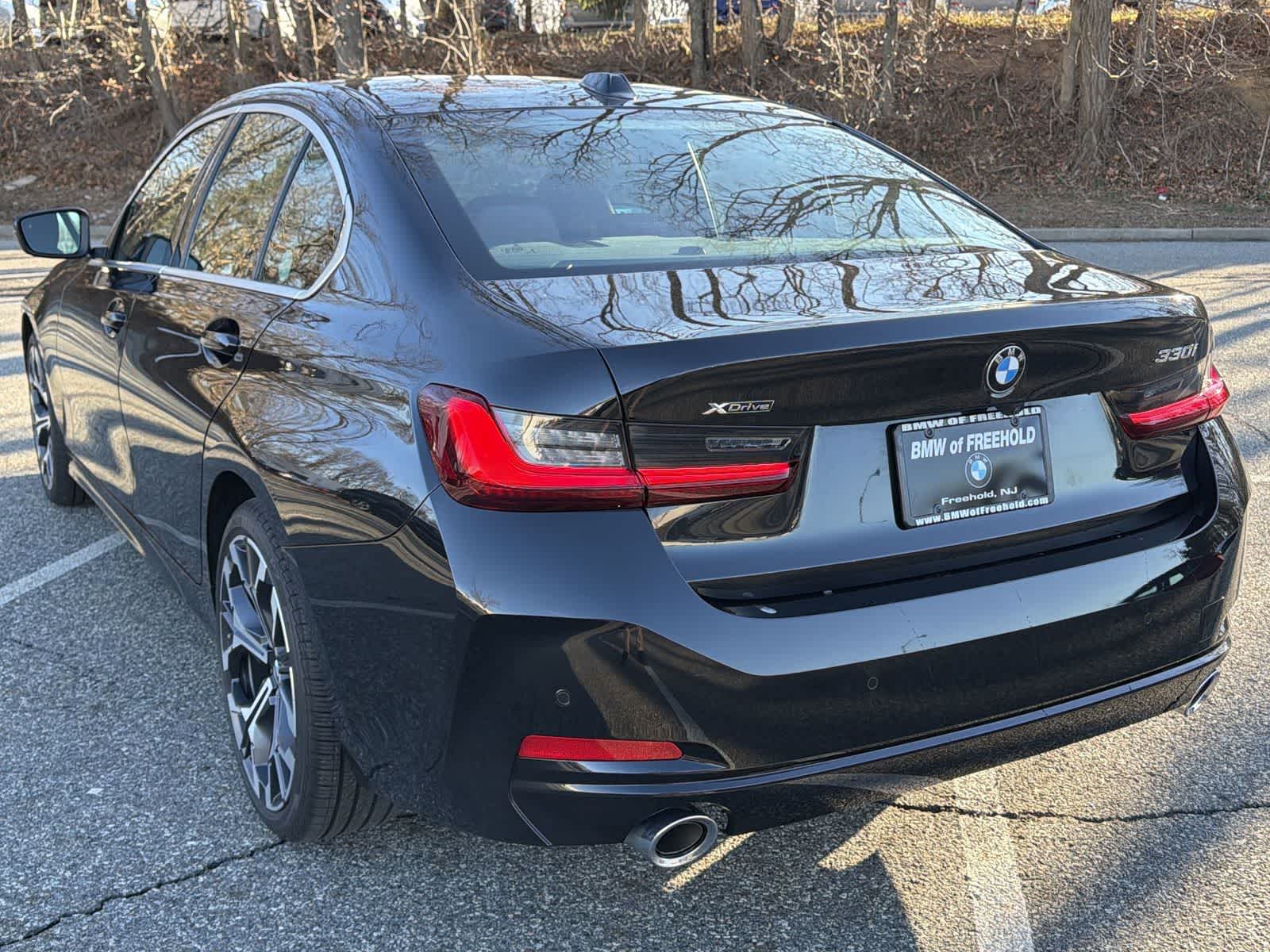 Thumbnail: 2025 BMW 3 Series - 12