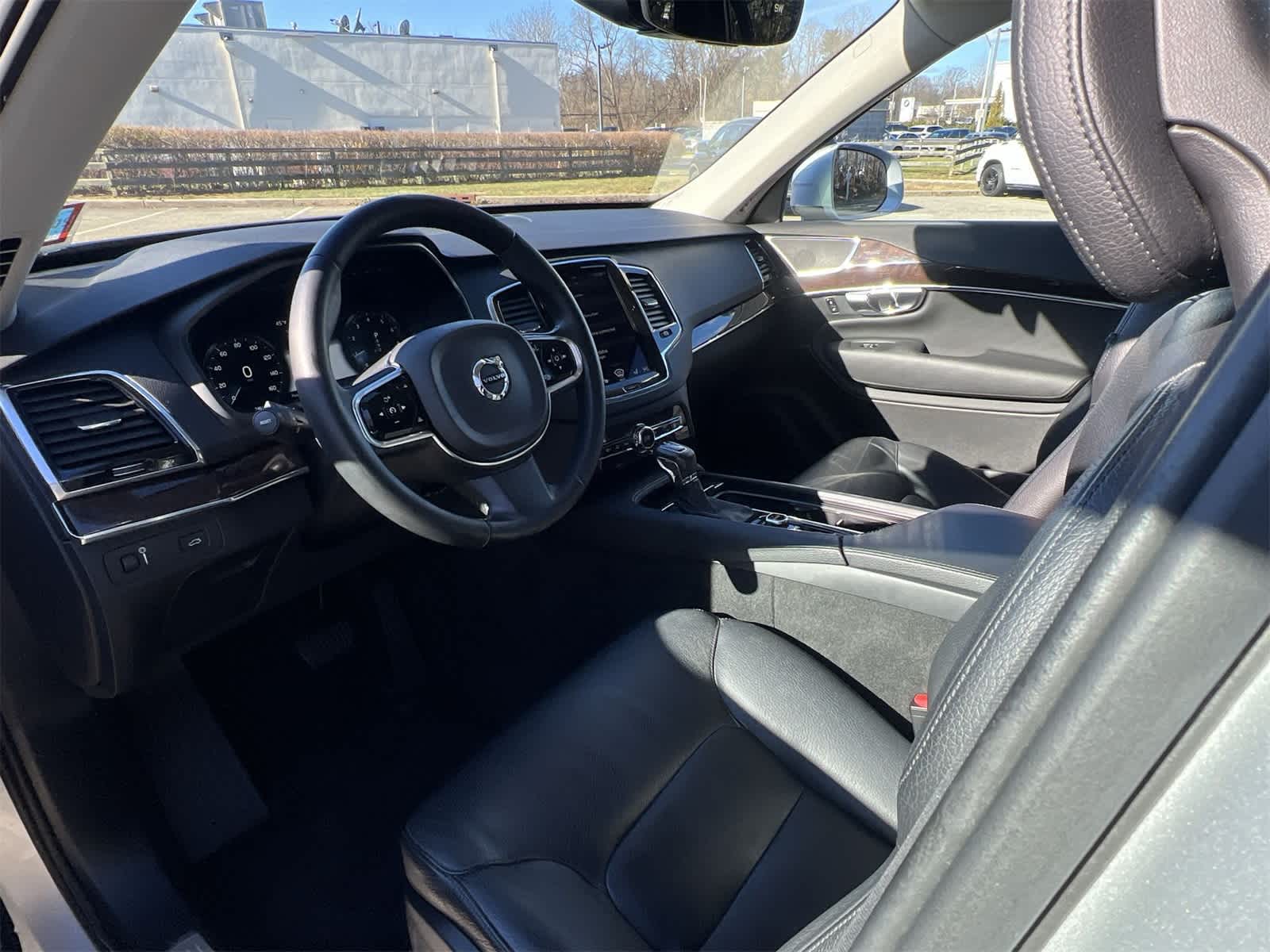 Thumbnail: 2016 Volvo XC90 - 10