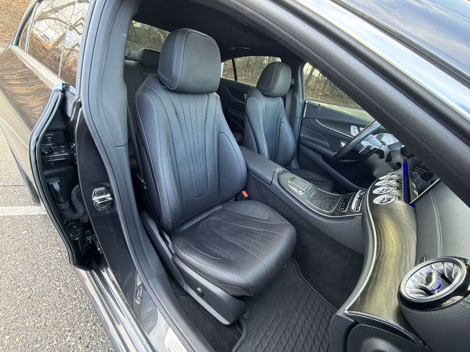 Thumbnail: 2022 Mercedes-Benz CLS - 22