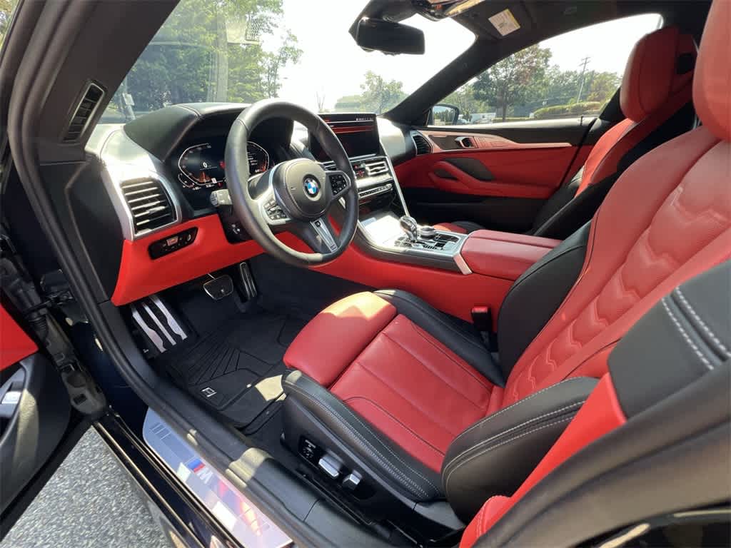 Thumbnail: 2024 BMW 8 Series - 10