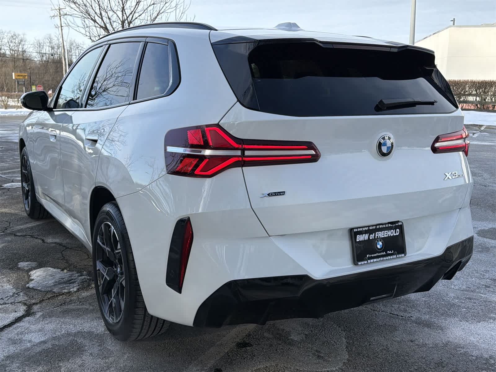 Thumbnail: 2025 BMW X3 - 12