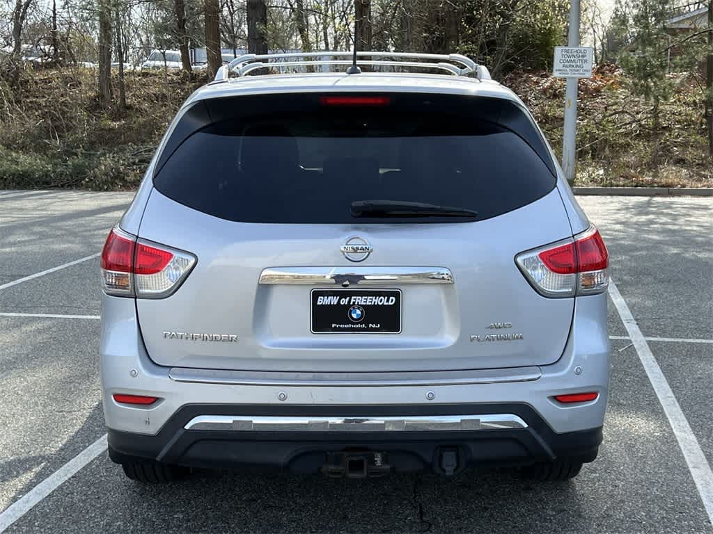 Thumbnail: 2015 Nissan Pathfinder - 13
