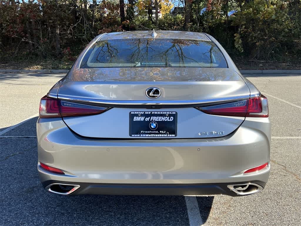 Thumbnail: 2019 Lexus ES - 13