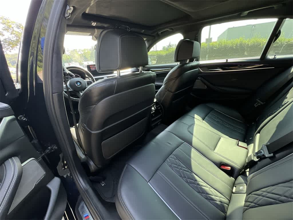 Thumbnail: 2022 BMW 5 Series - 20