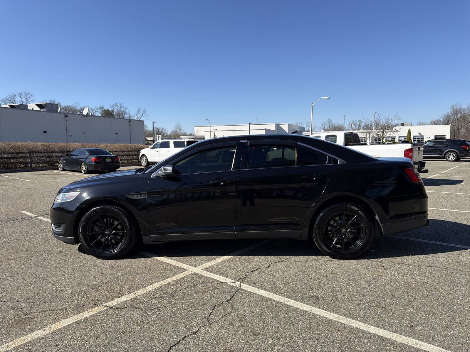 Thumbnail: 2019 Ford Taurus - 11