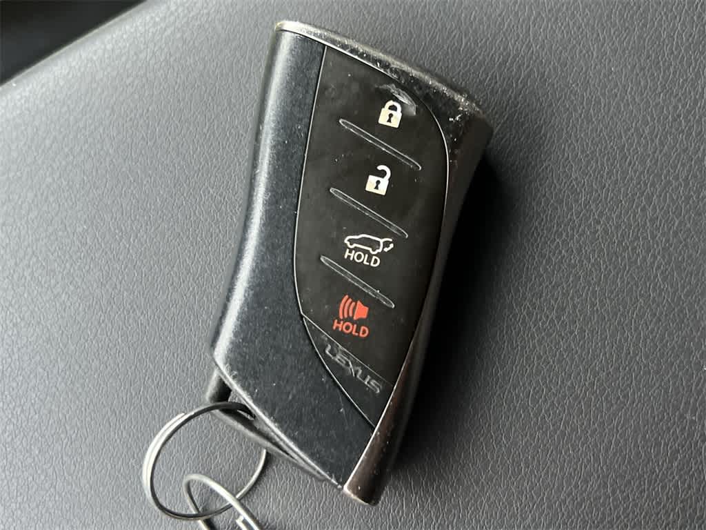 Thumbnail: 2020 Lexus UX - 28