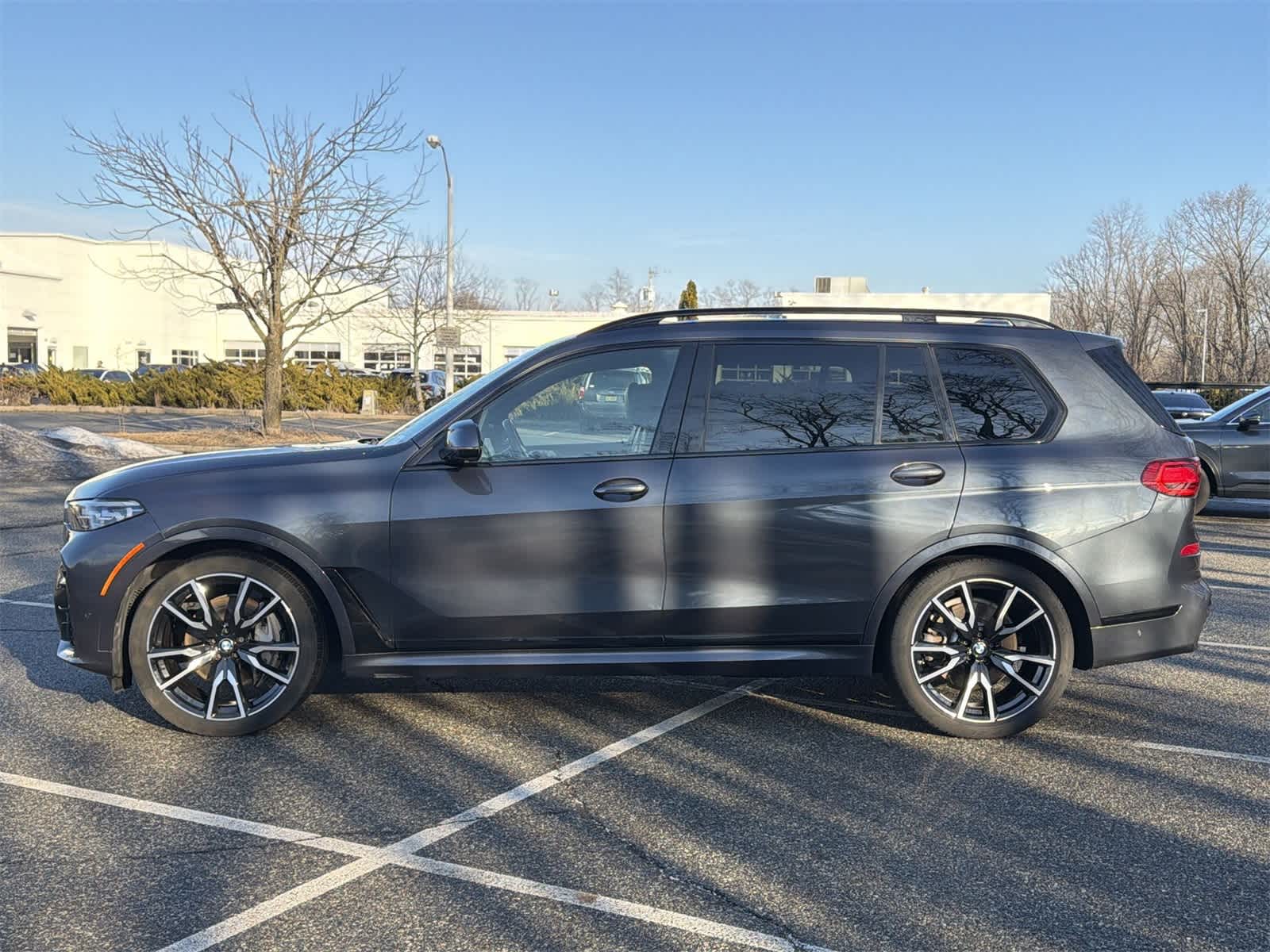 Thumbnail: 2019 BMW X7 - 11