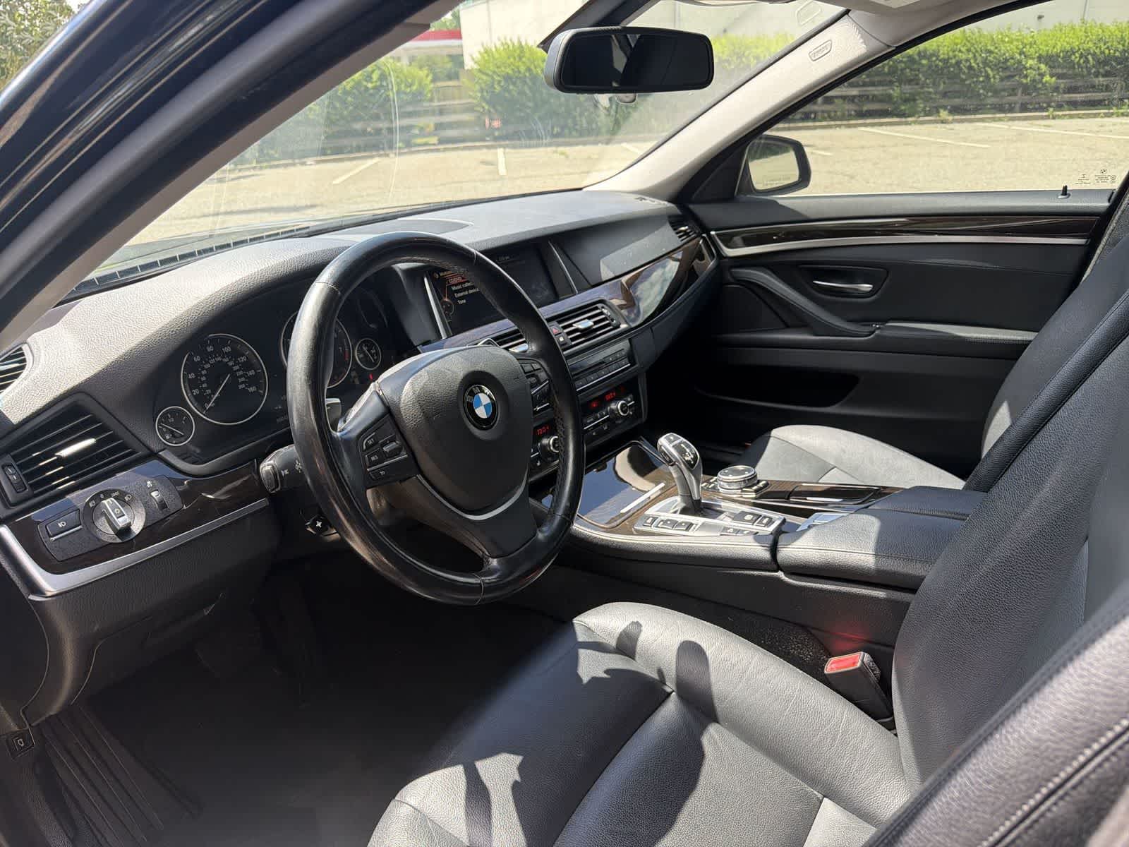 Thumbnail: 2016 BMW 5 Series - 10