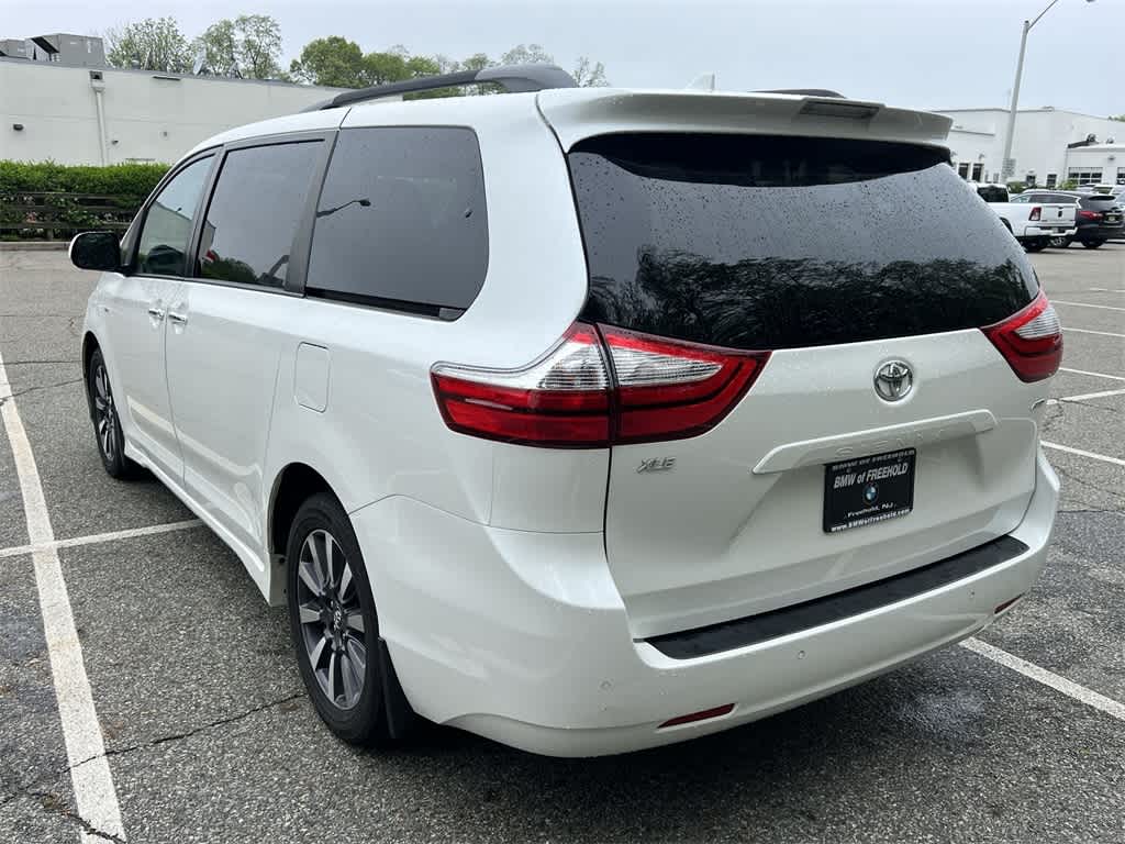 2019 Toyota Sienna XLE Premium 12