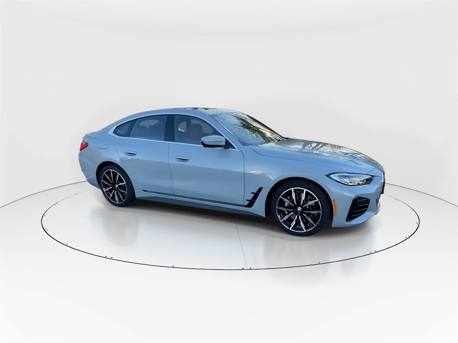 Thumbnail: 2023 BMW 4 Series - 3