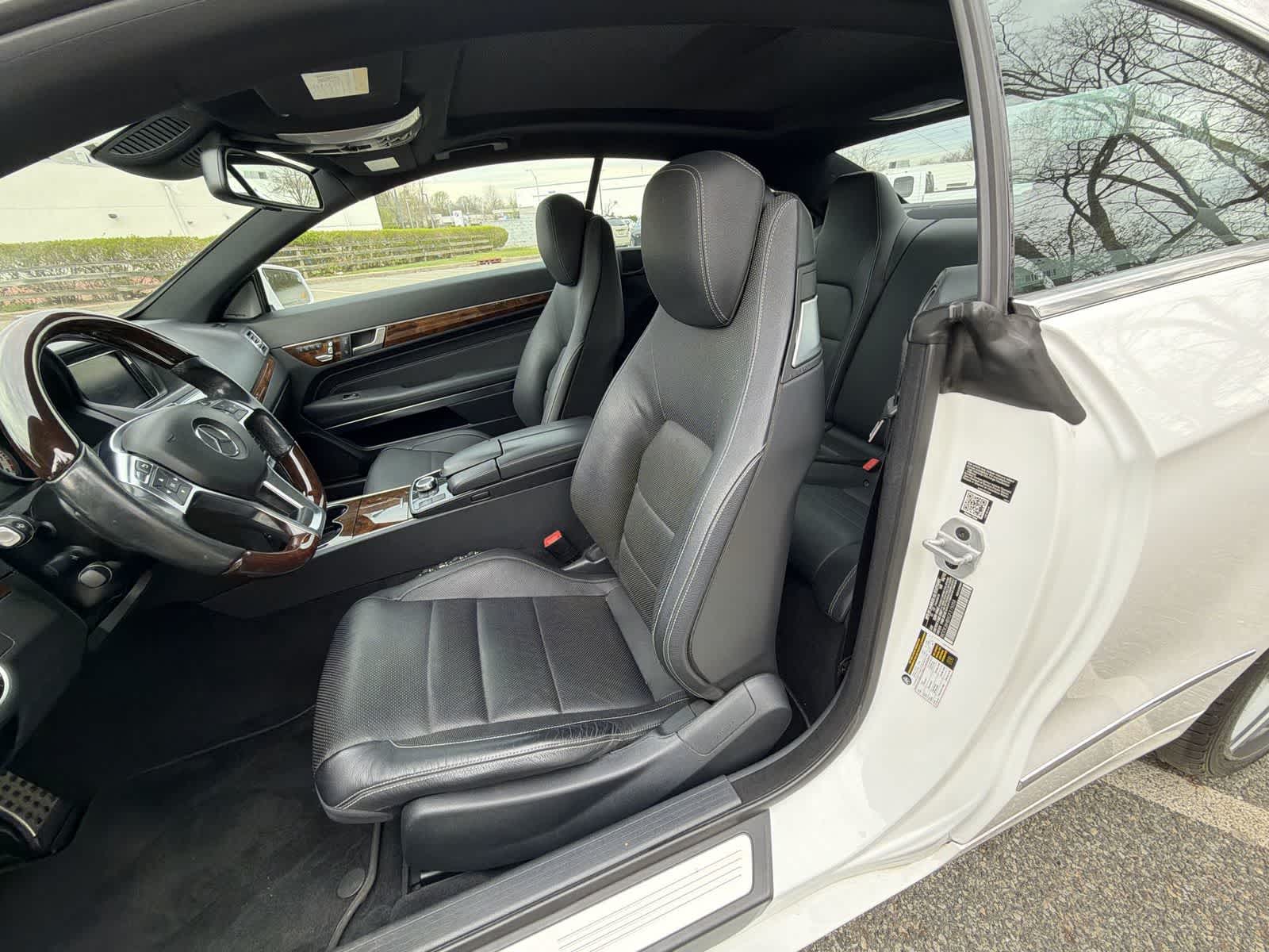 Thumbnail: 2016 Mercedes-Benz E-Class - 19