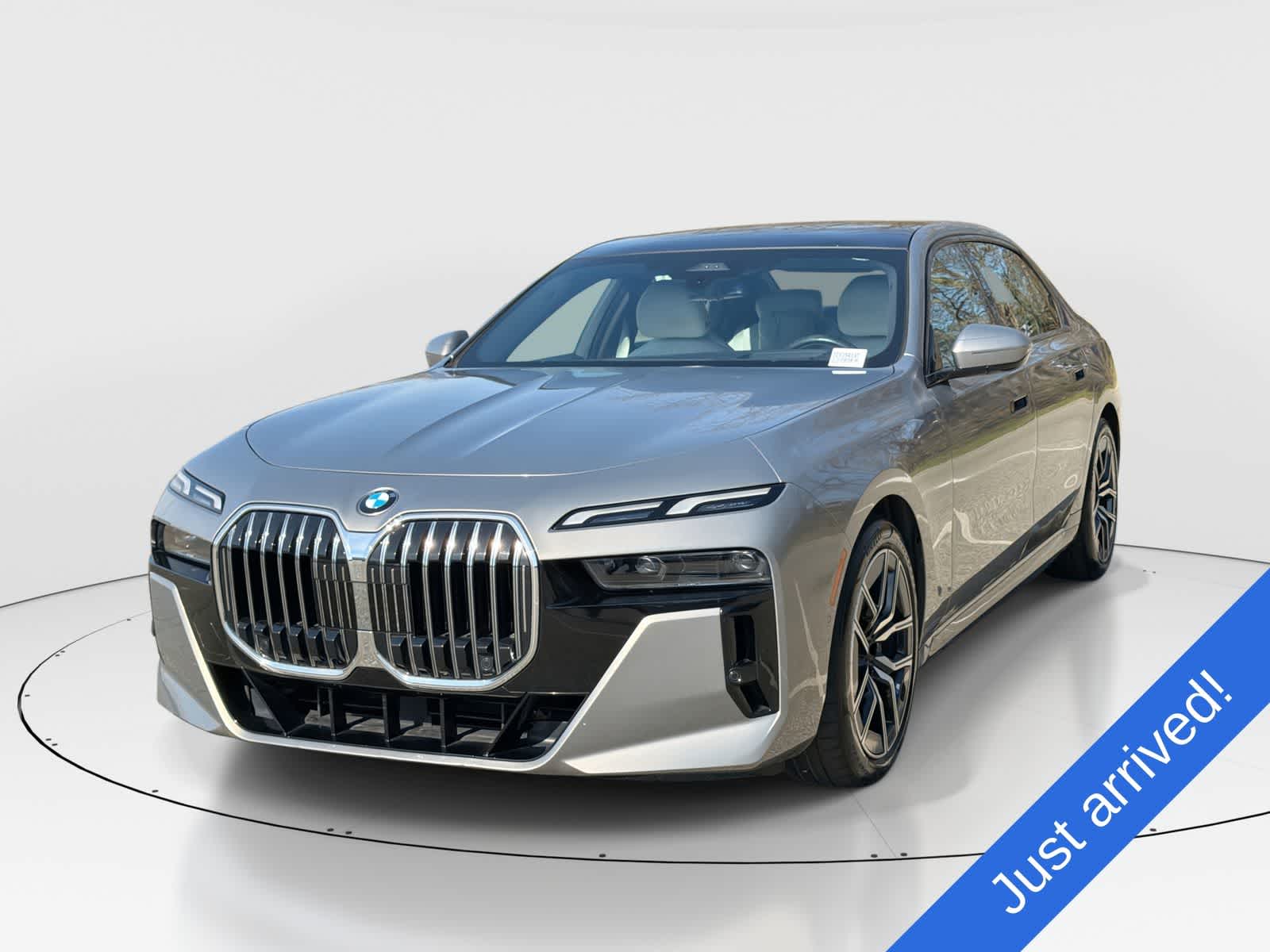 Thumbnail: 2023 BMW 7 Series - 1