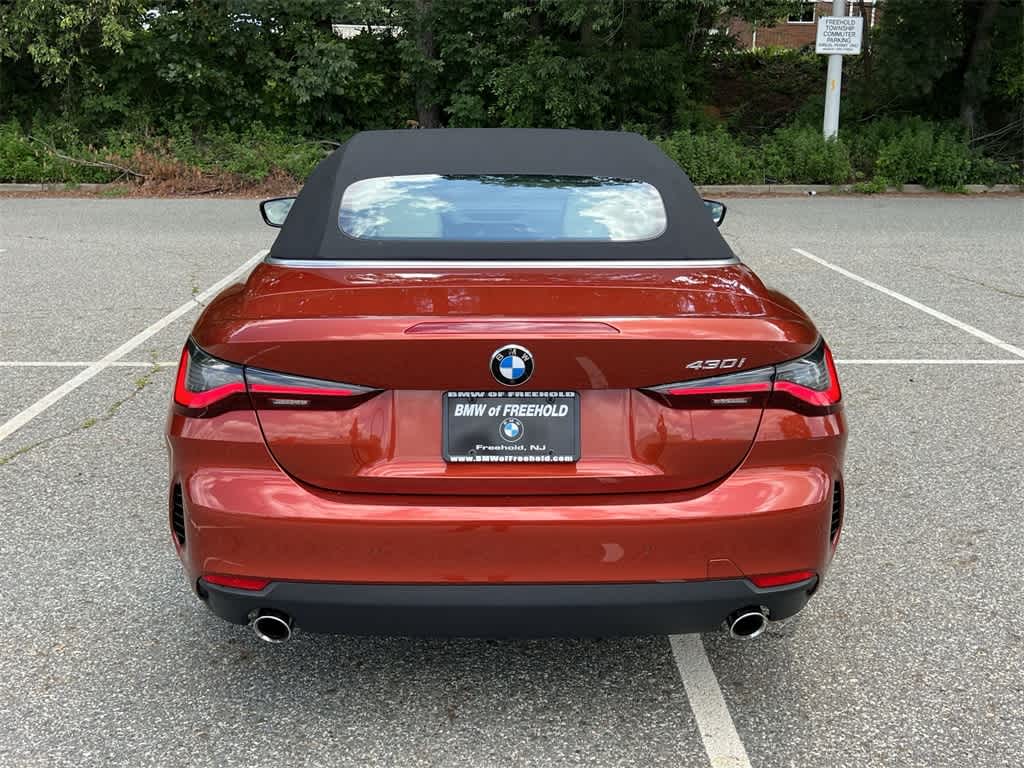Thumbnail: 2022 BMW 4 Series - 13