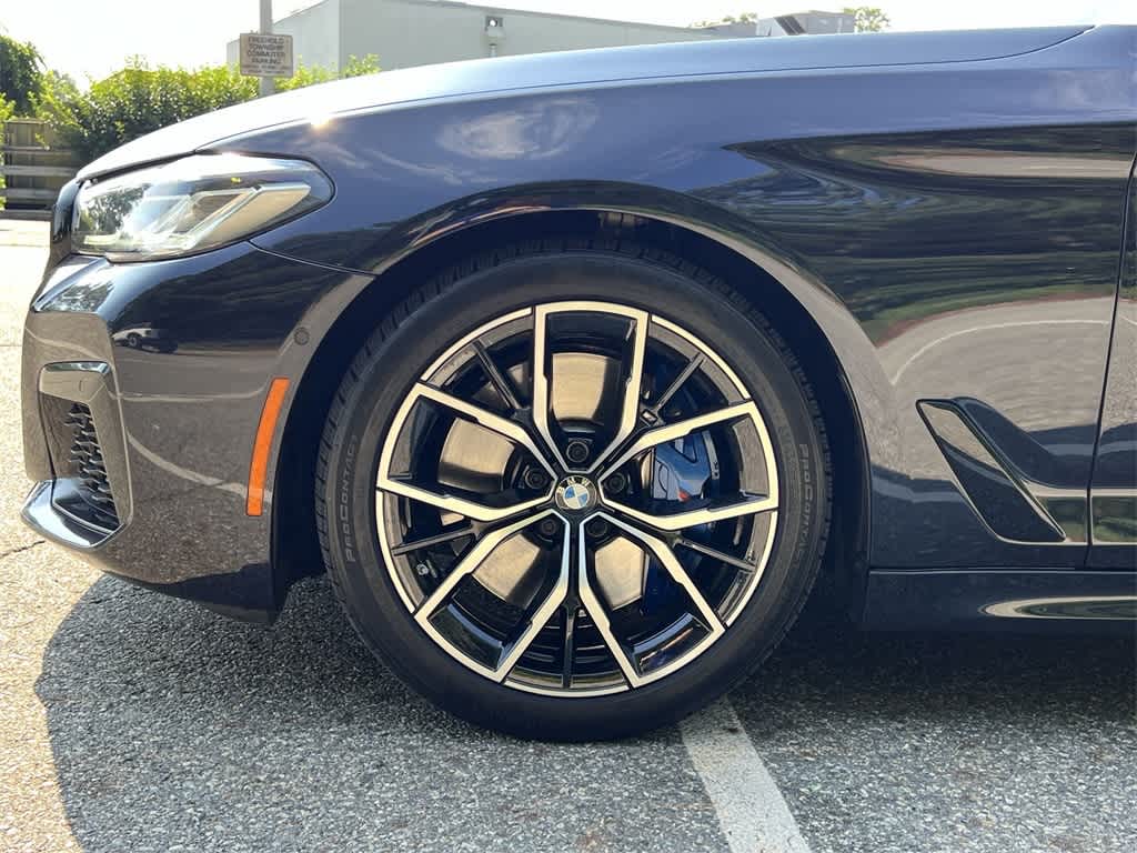 Thumbnail: 2022 BMW 5 Series - 16