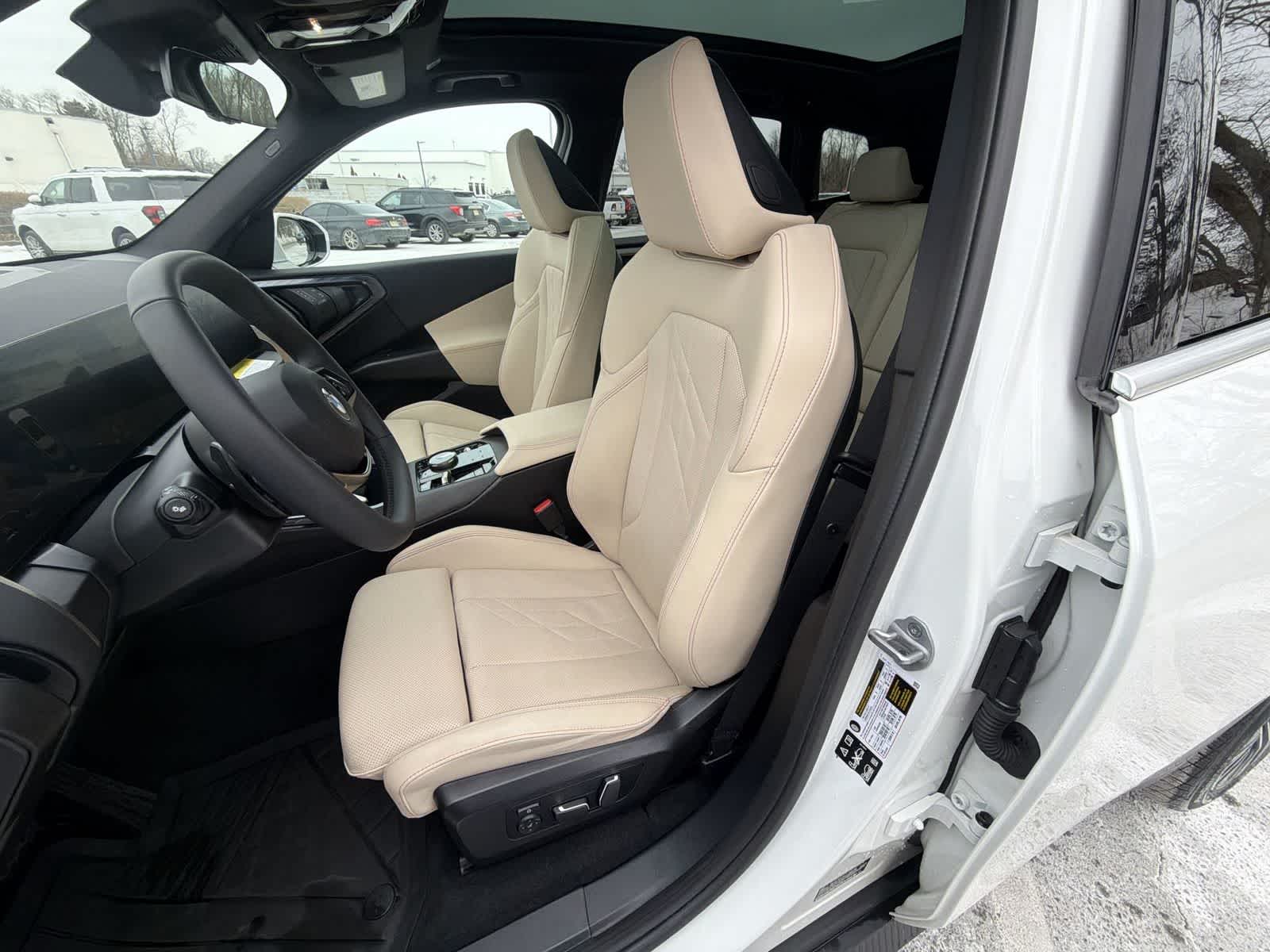 Thumbnail: 2025 BMW X3 - 19