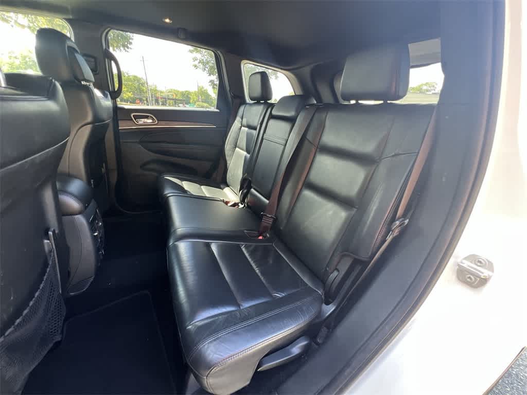 Thumbnail: 2020 Jeep Grand Cherokee - 20