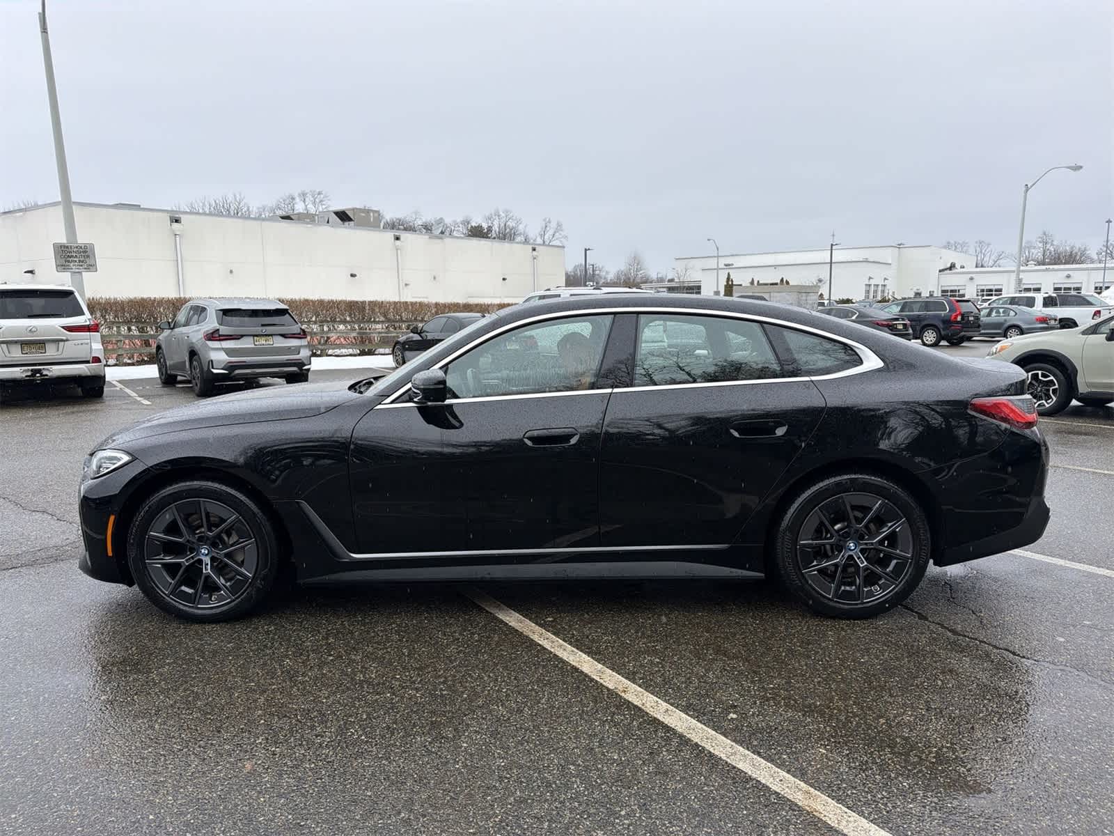 Thumbnail: 2023 BMW i4 - 11