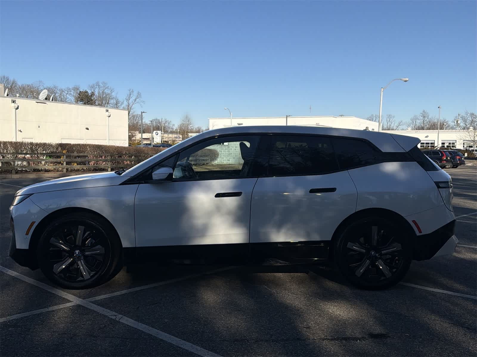 Thumbnail: 2025 BMW iX - 11