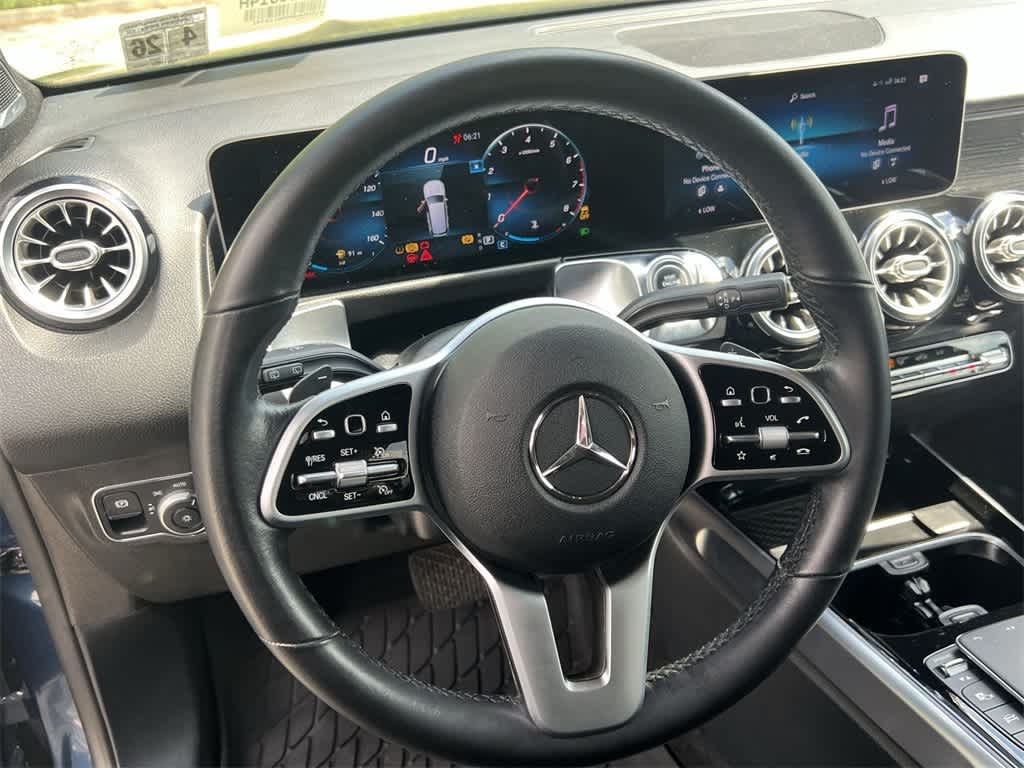 Thumbnail: 2021 Mercedes-Benz GLB - 23