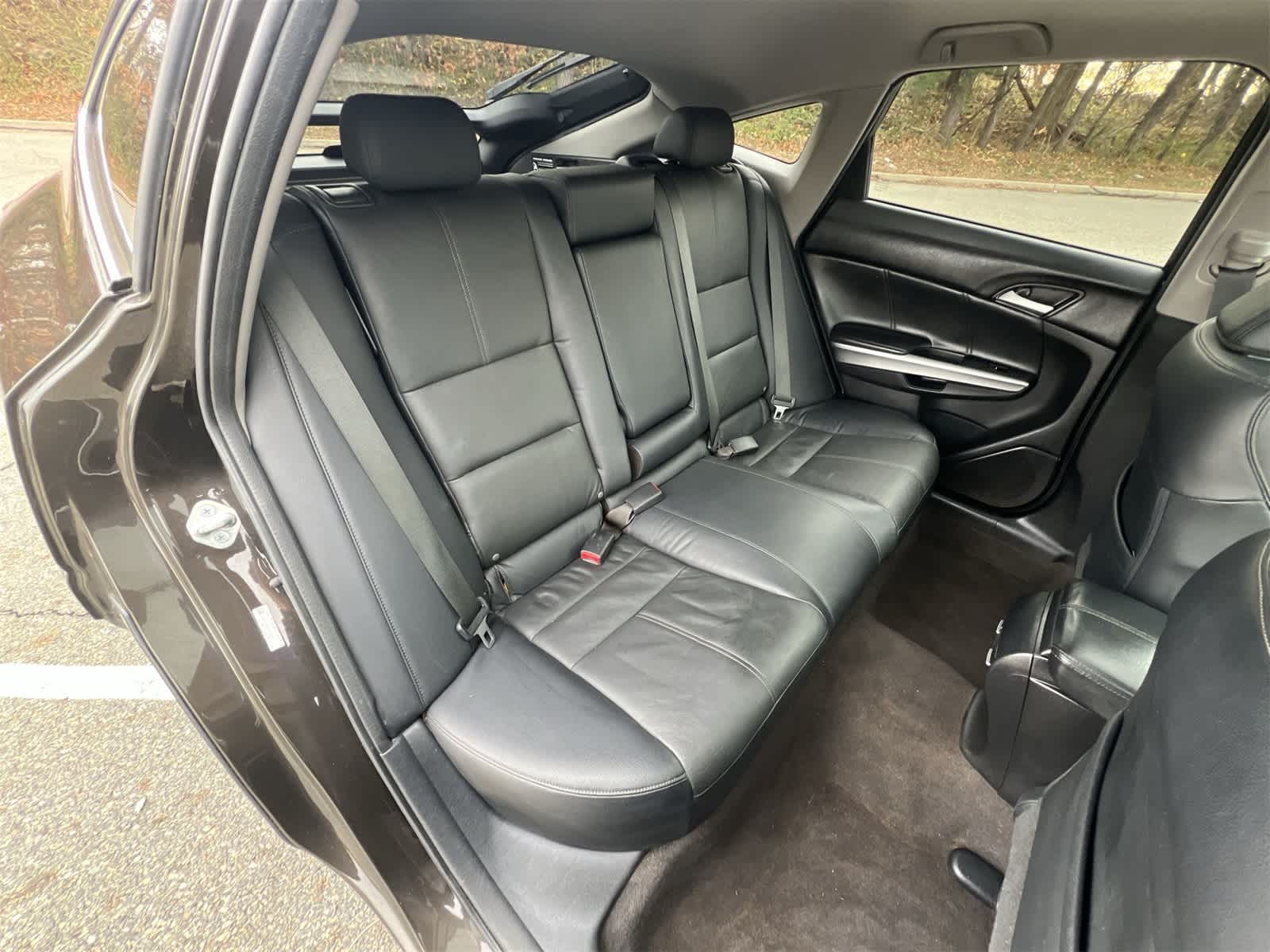 Thumbnail: 2013 Honda Crosstour - 21