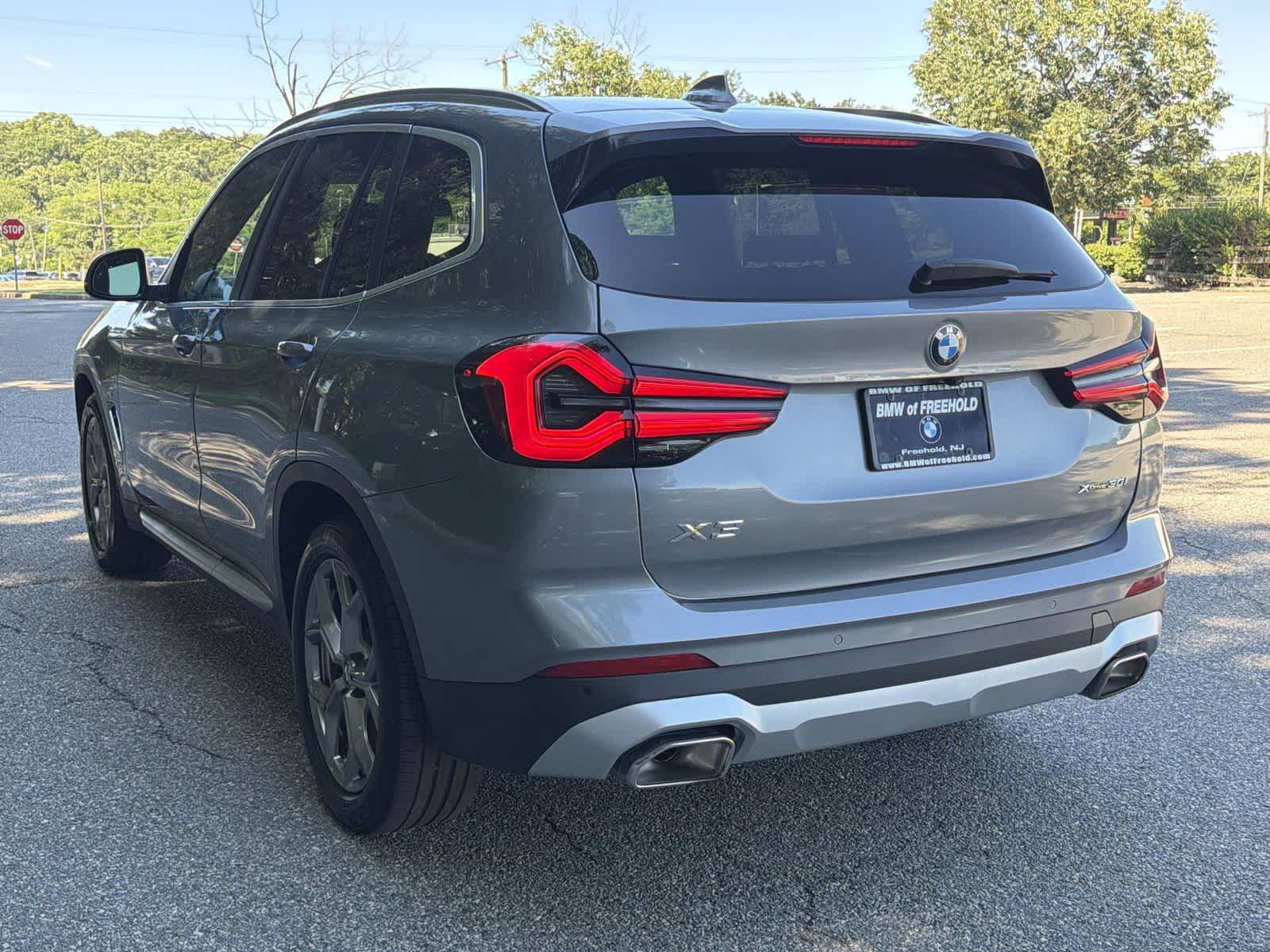 Thumbnail: 2023 BMW X3 - 11