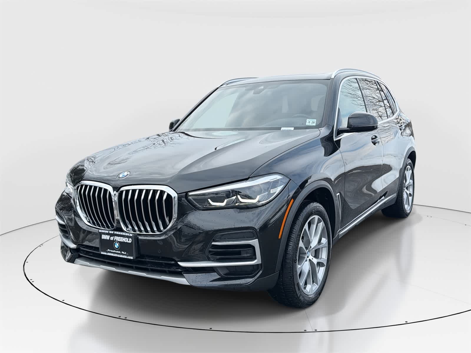 Thumbnail: 2023 BMW X5 - 1