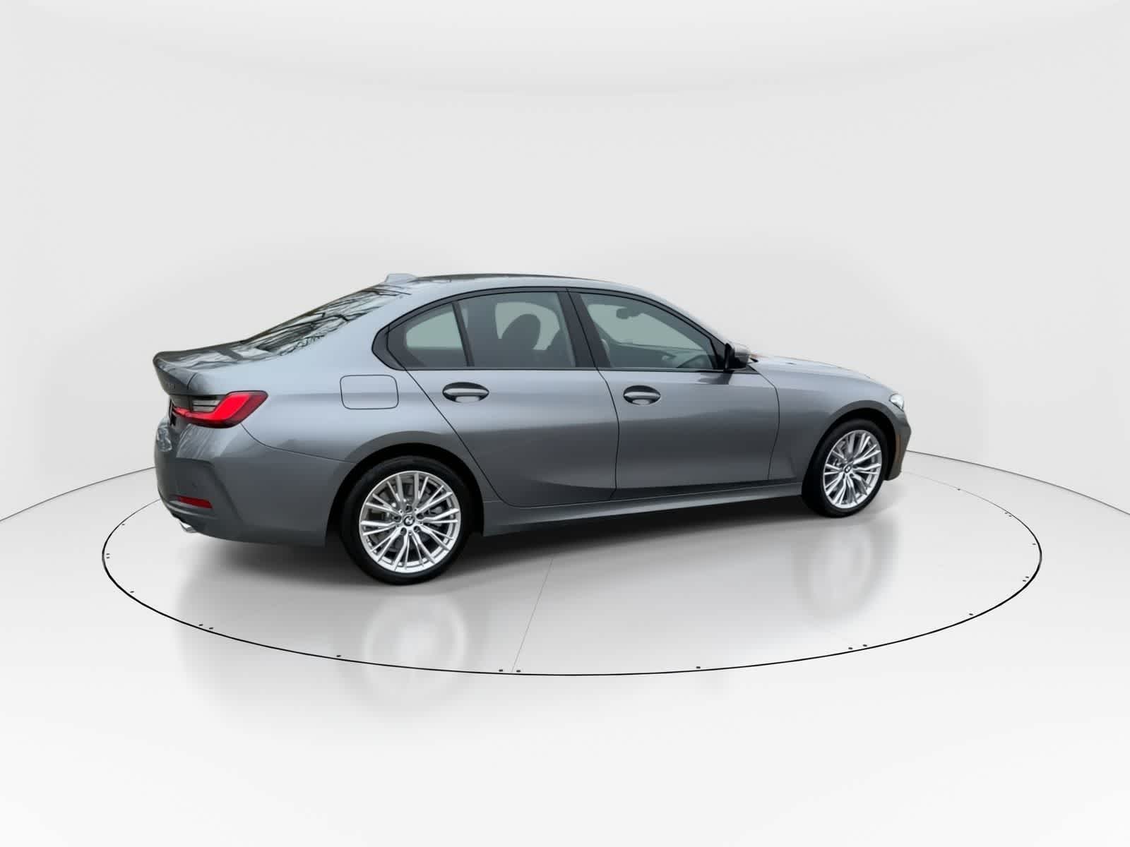 Thumbnail: 2023 BMW 3 Series - 8