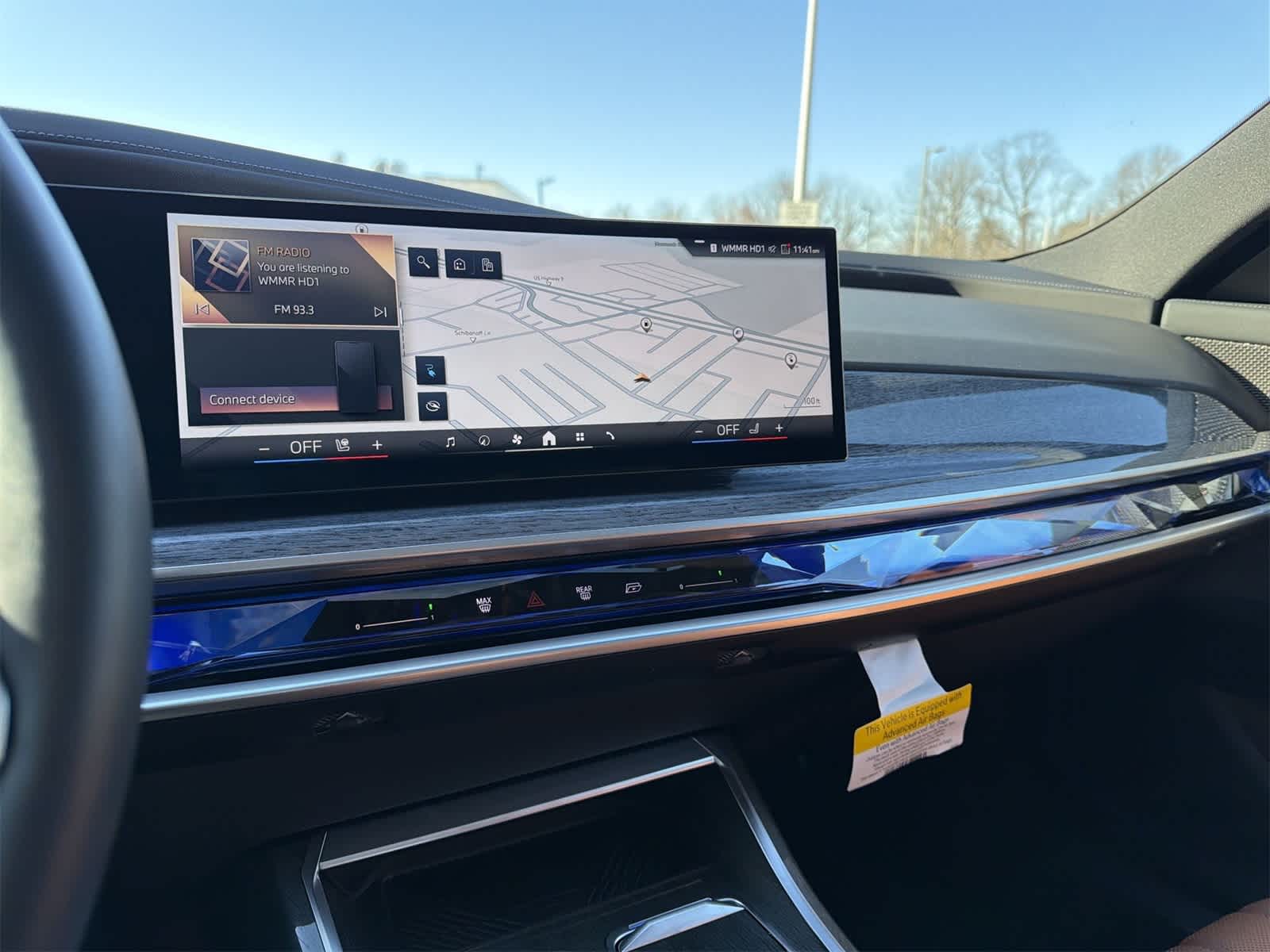 Thumbnail: 2025 BMW i7 - 24