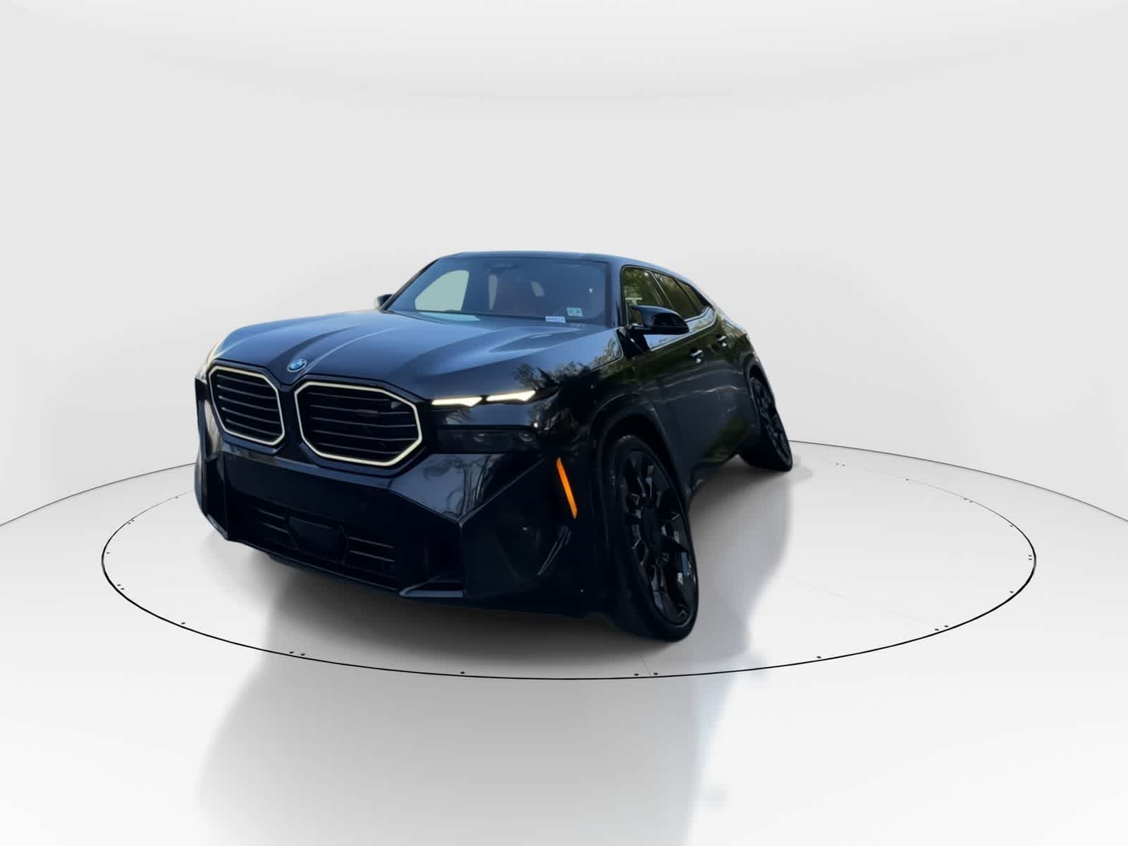 Thumbnail: 2026 BMW XM - 3