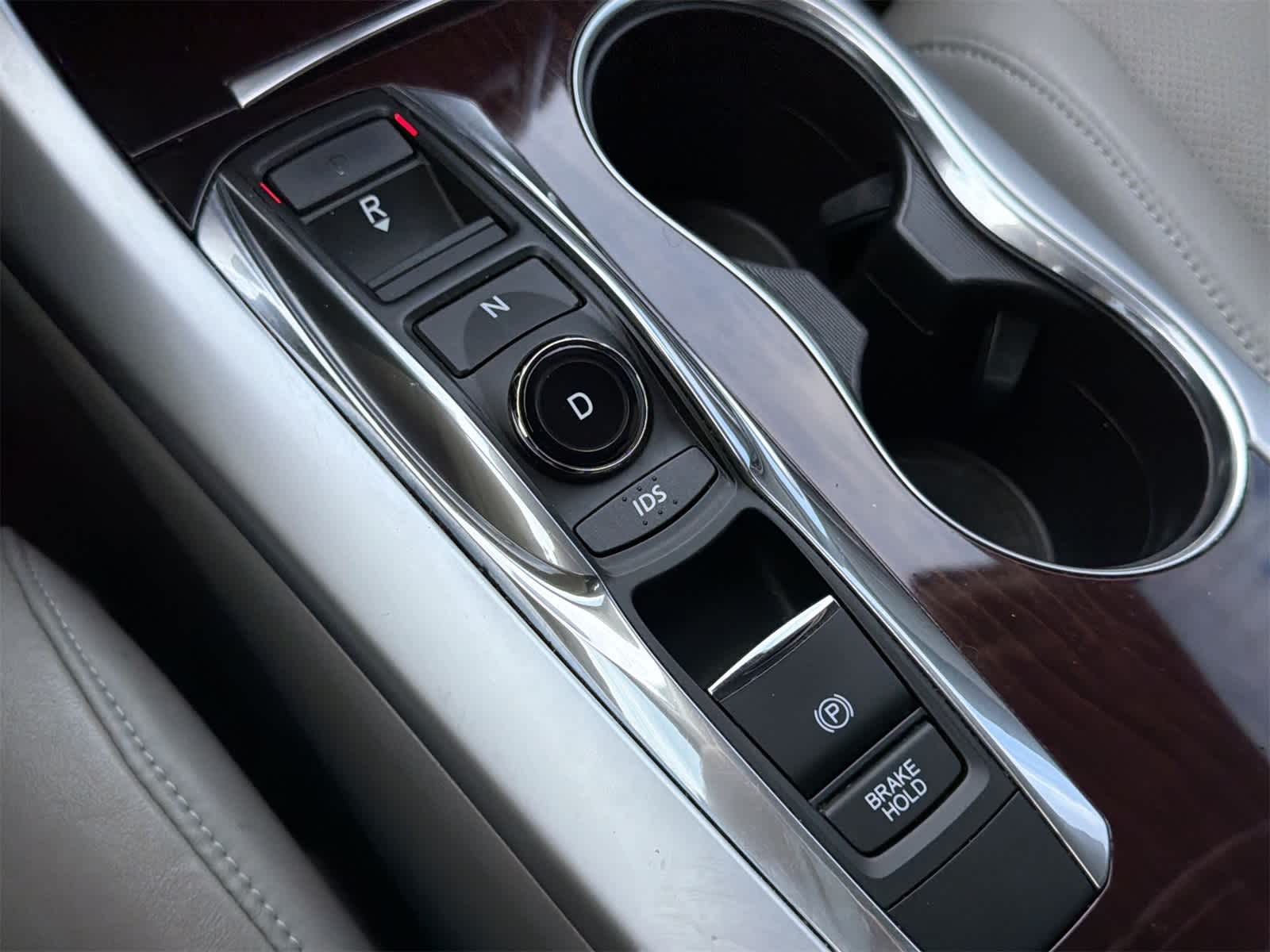 Thumbnail: 2017 Acura TLX - 25